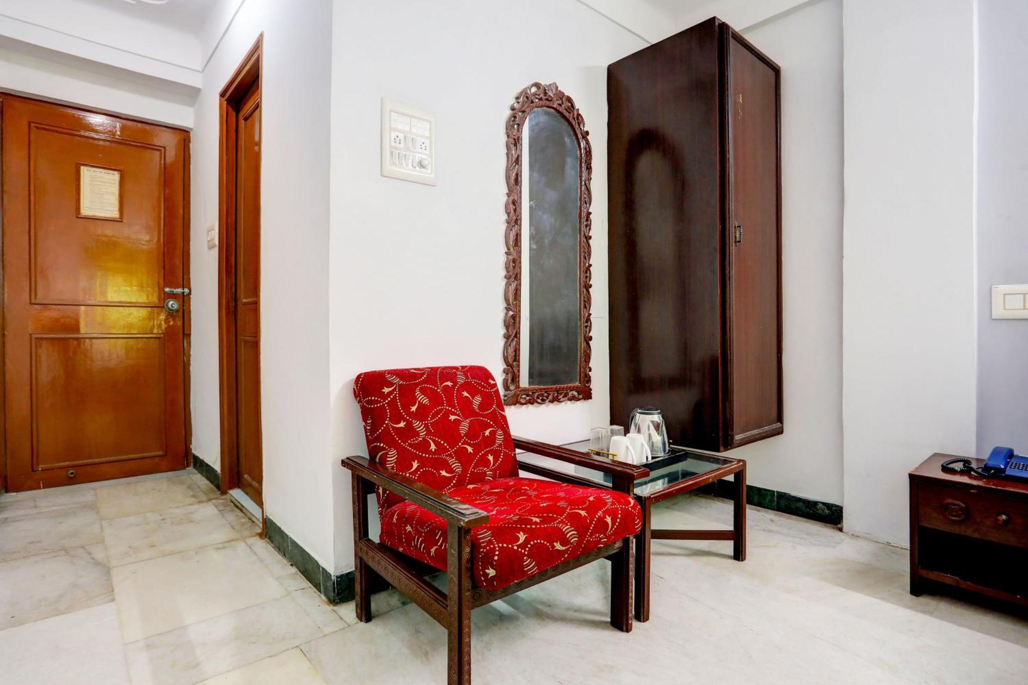 Super Collection O Lake Palace Road Udaipur Extérieur photo